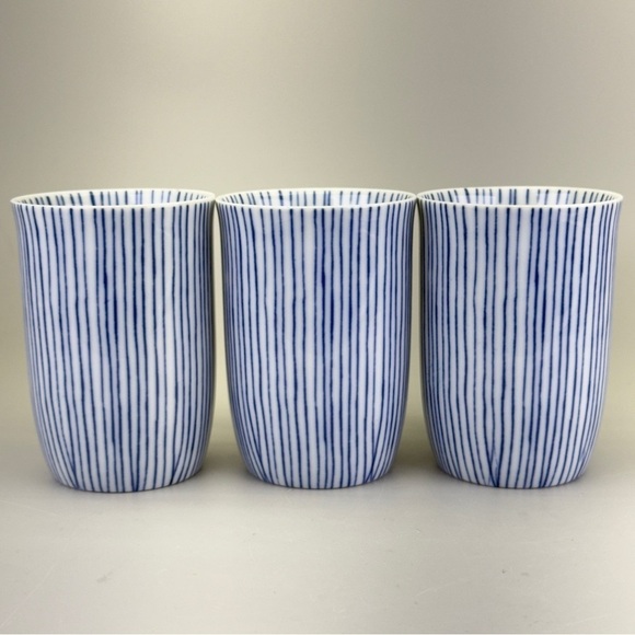 Vintage Fitz and Floyd Les Bands Porcelain
Blue and White Striped Mugs - Picture 4 of 10
